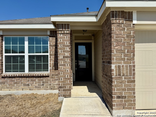 807 Blue Landing Property Photo 2