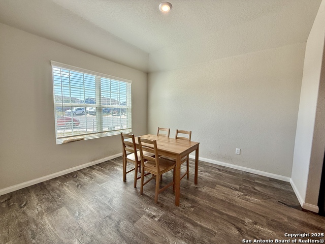807 Blue Landing Property Photo 10
