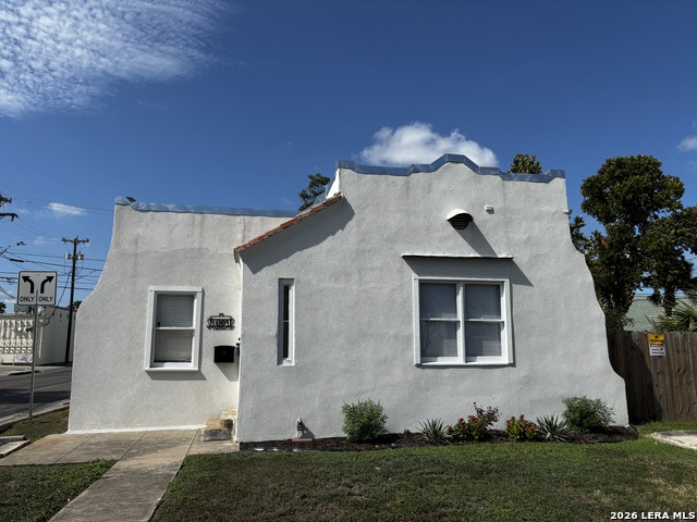 1601 Fulton Avenue Property Photo 2