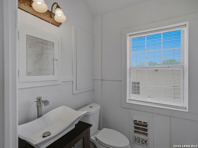 1601 Fulton Avenue Property Photo 38
