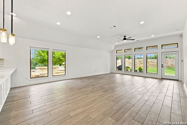 12653 Dragonfly Ln Property Photo 5