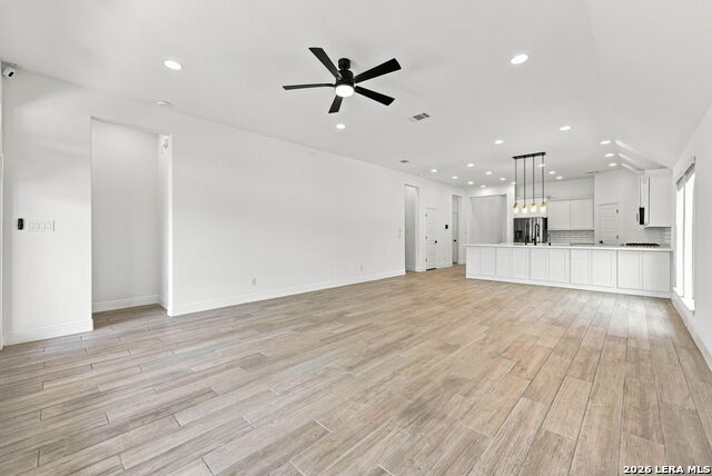 12653 Dragonfly Ln Property Photo 6