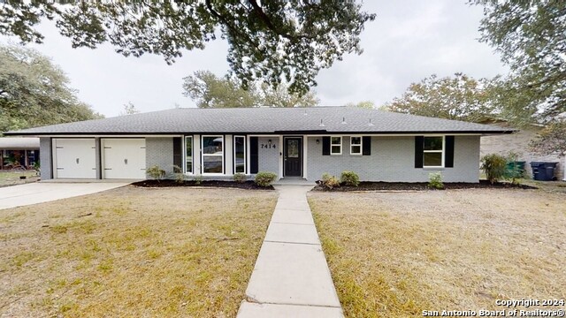 7414 QUAIL RUN DR Property Photo 1