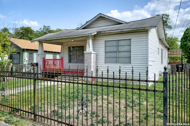 402 Helena St Property Photo 2