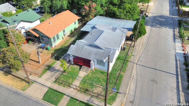 402 Helena St Property Photo 6