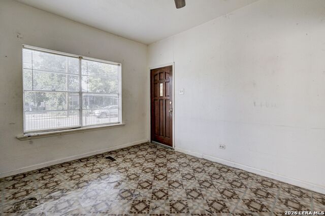 402 Helena St Property Photo 9