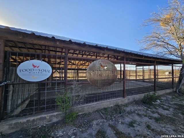 21 N High Lonesome Ranch Property Photo 3