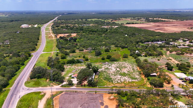 685 S Loop 1604 Property Photo 2