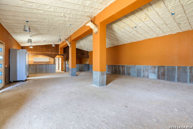 685 S Loop 1604 Property Photo 9