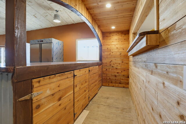 685 S Loop 1604 Property Photo 13