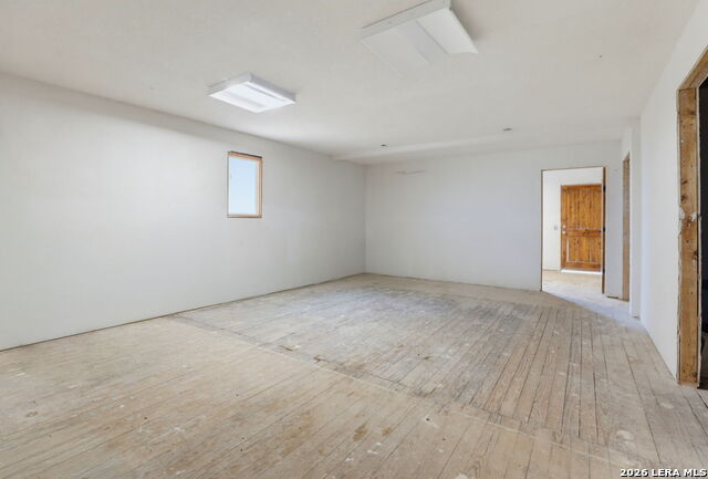 685 S Loop 1604 Property Photo 16