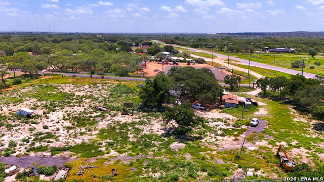 685 S Loop 1604 Property Photo 27