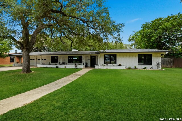 217 Gardenview Property Photo 1