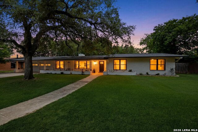 217 Gardenview Property Photo 2