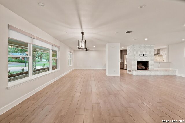 217 Gardenview Property Photo 5