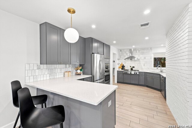 217 Gardenview Property Photo 8