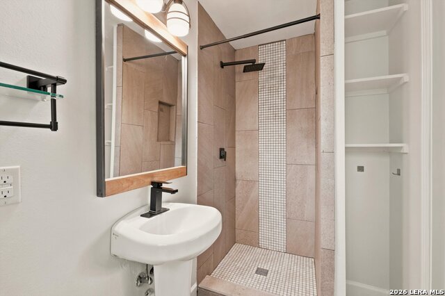 217 Gardenview Property Photo 24