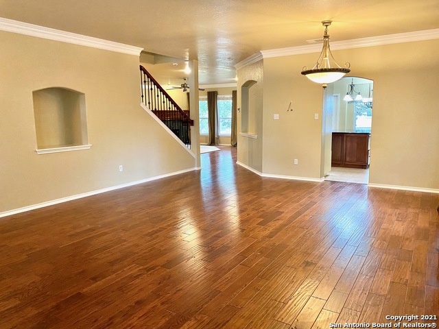 2000031 Property Photo 4