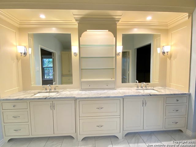 2000031 Property Photo 18