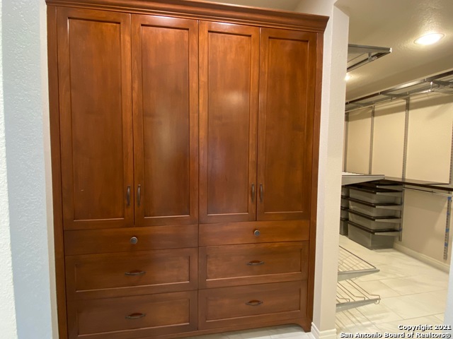 2000031 Property Photo 22