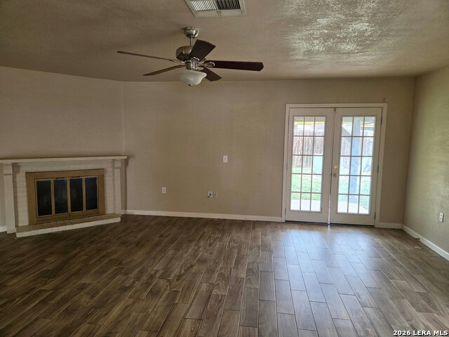 2914 Lakeland Dr Property Photo 4