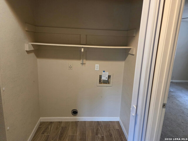 2914 Lakeland Dr Property Photo 8