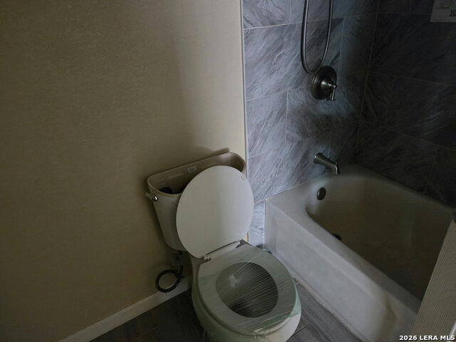 2914 Lakeland Dr Property Photo 15