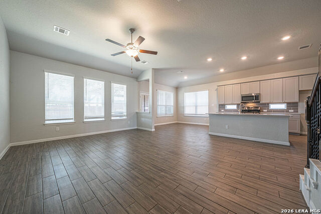 8951 Stillwater Pass Property Photo 12