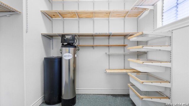 110 Western Oaks Property Photo 20