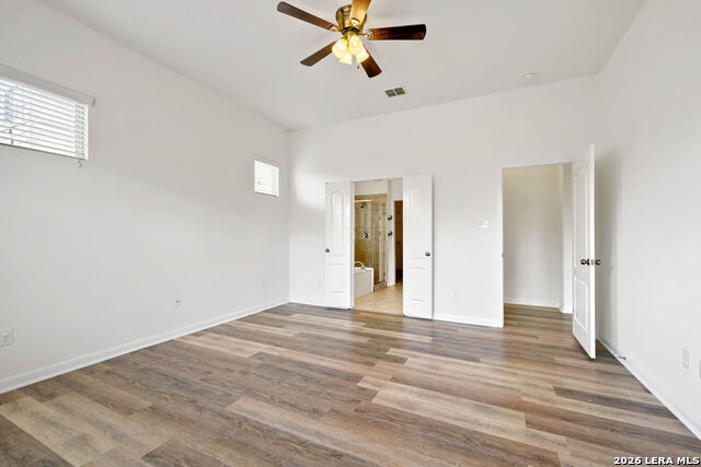 8443 Meadow Plns Property Photo 8