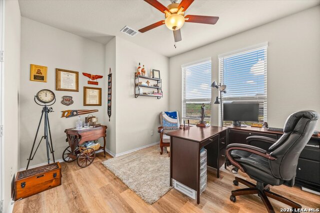 211 Foxtail Woods Property Photo 15