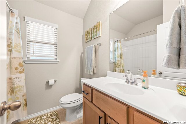 211 Foxtail Woods Property Photo 30