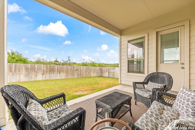 211 Foxtail Woods Property Photo 36