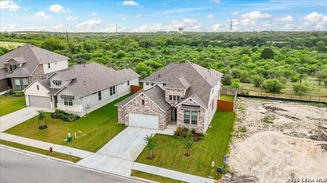 211 Foxtail Woods Property Photo 42