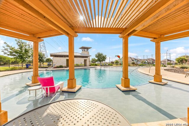 211 Foxtail Woods Property Photo 49