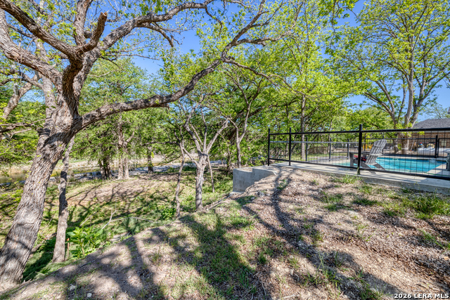 422 Red Wright Rd Property Photo 5