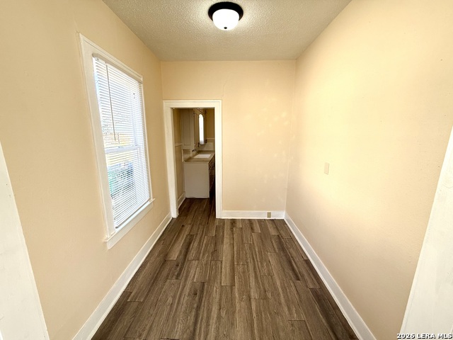 409 Canton Property Photo 6
