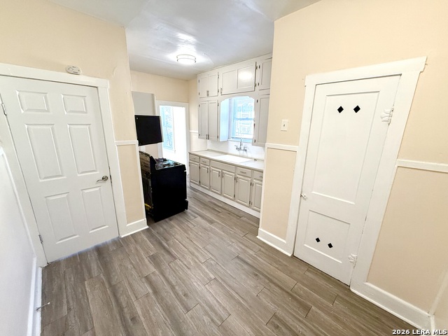 409 Canton Property Photo 13