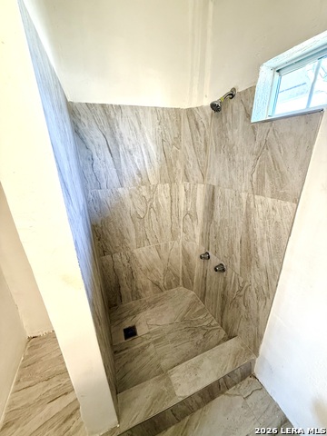 409 Canton Property Photo 20