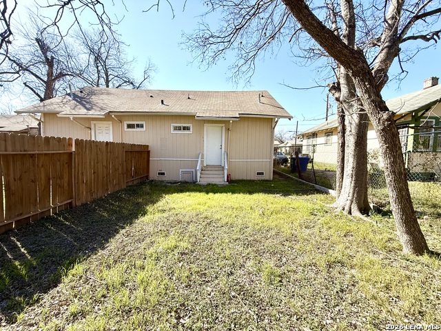 409 Canton Property Photo 21