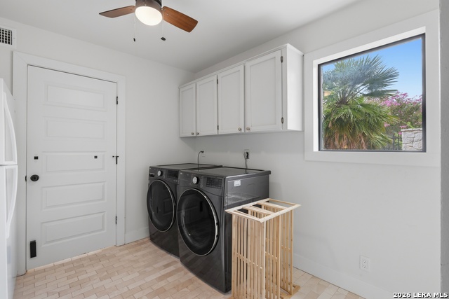 2934 Scattered Oaks St Property Photo 21