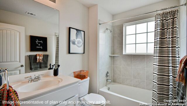 429 Waterfall Point Property Photo 16