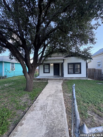 830 Texas Ave Property Photo 2