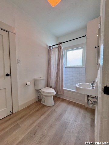 830 Texas Ave Property Photo 8