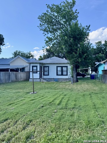 830 Texas Ave Property Photo 12