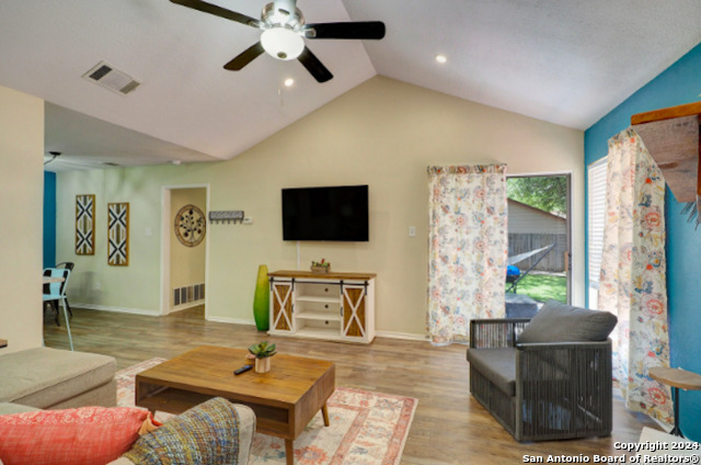 12515 Valle Dezavala Property Photo 3