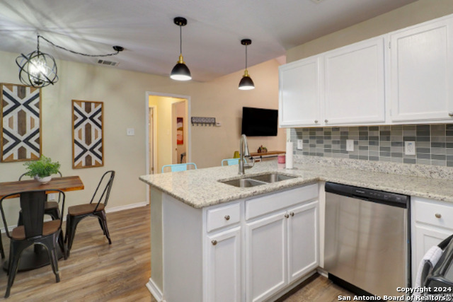 12515 Valle Dezavala Property Photo 4