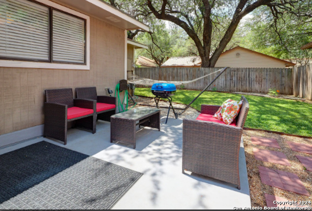 12515 Valle Dezavala Property Photo 18