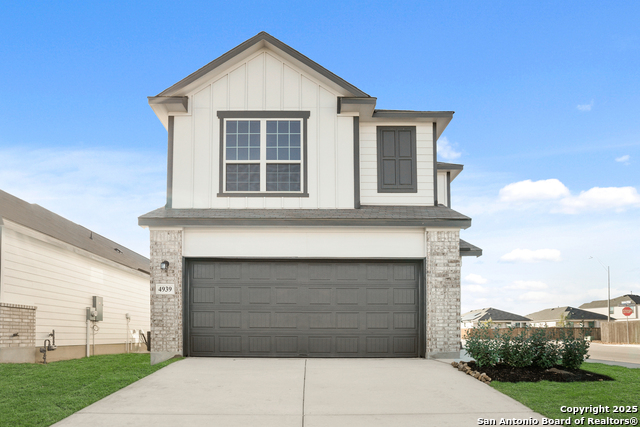 4939 Blue Ranch Property Photo 2