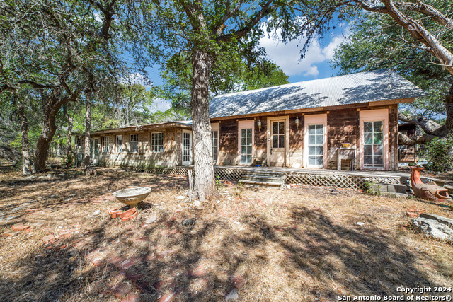 31210 Stahl Ln Property Photo 4